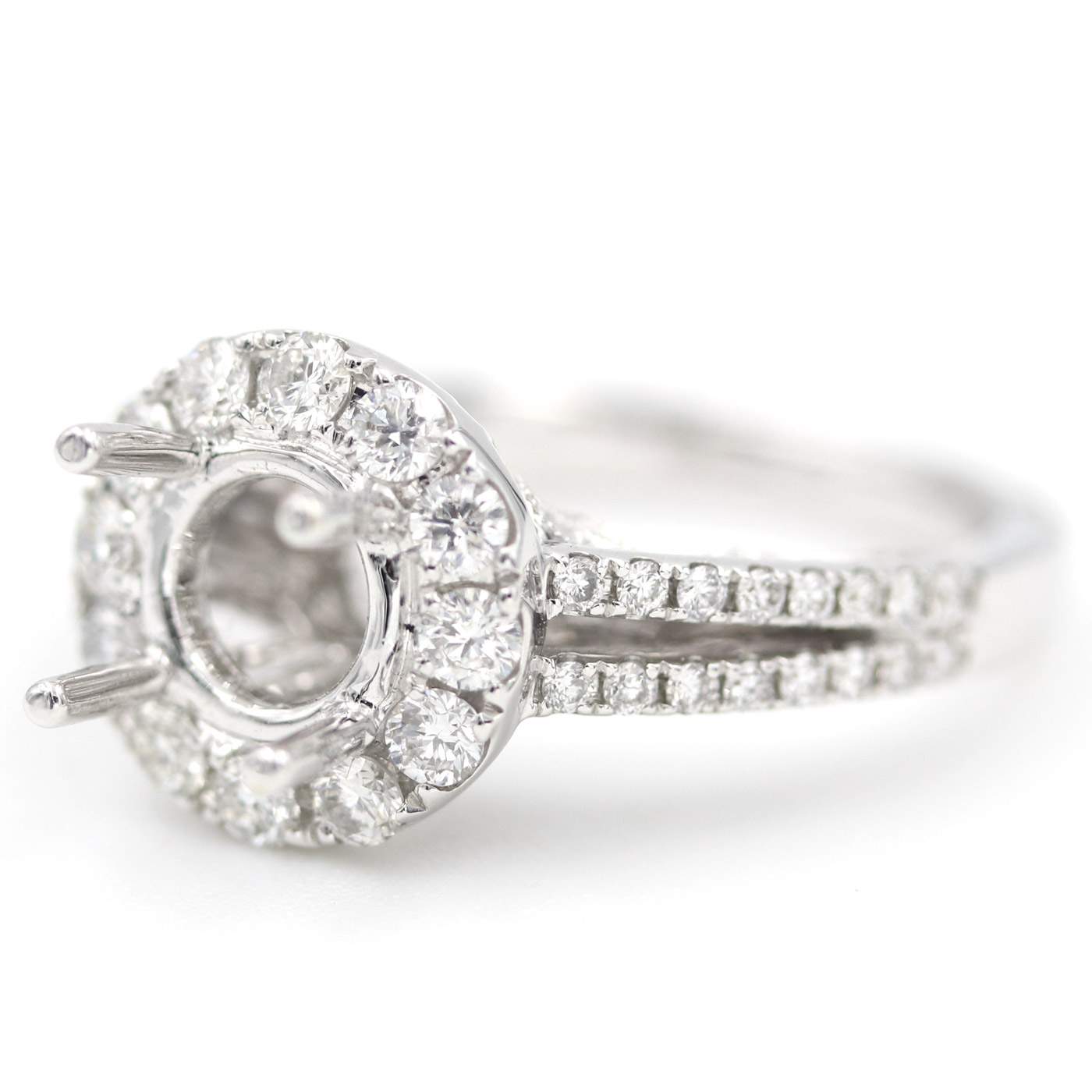 18K White Gold Split Shank Halo Diamond Semi-Mount Ring