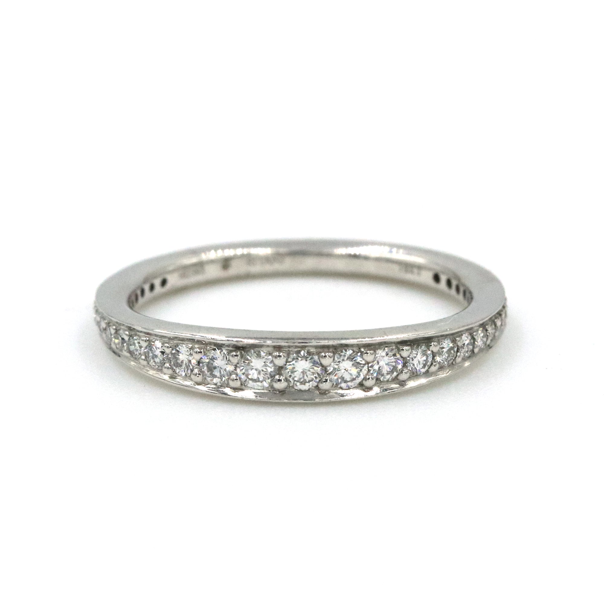 14K White Gold Ritani Graduated Diamond Wedding Band