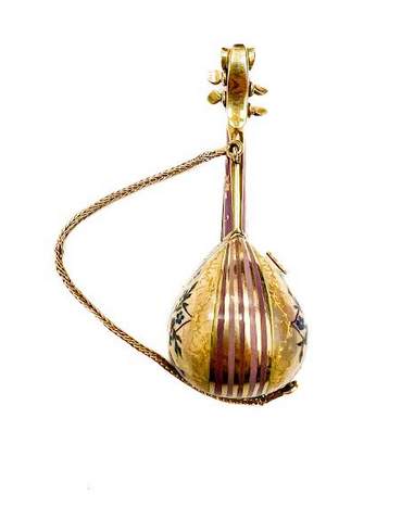 Vintage 18K Yellow Gold Mandolin Watch Pendant