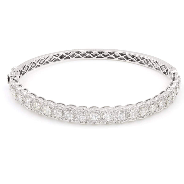 18K White Gold Diamond Bangle Bracelet