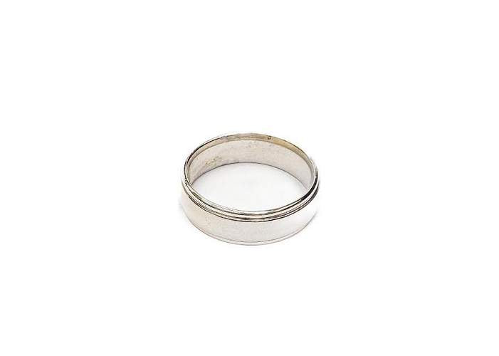14K White Gold Comfort Fit Wedding Band