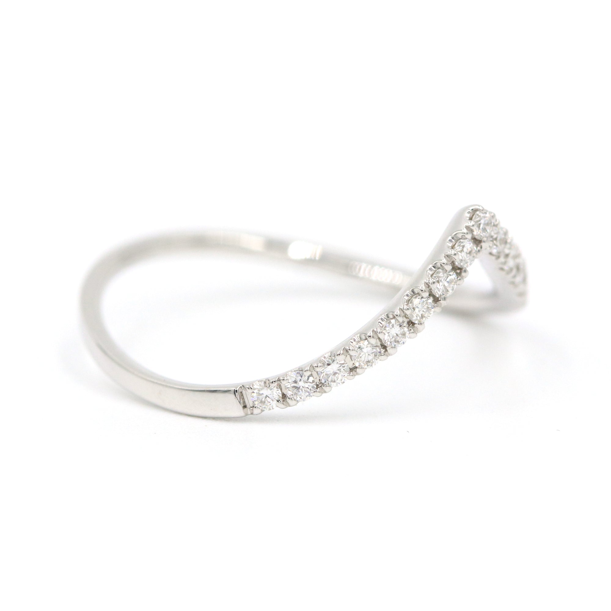 14K White Gold Diamond Chevron Band