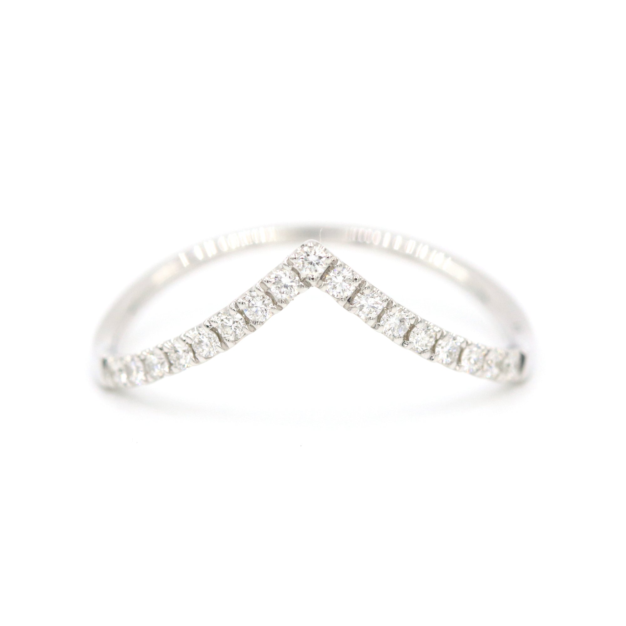 14K White Gold Diamond Chevron Band