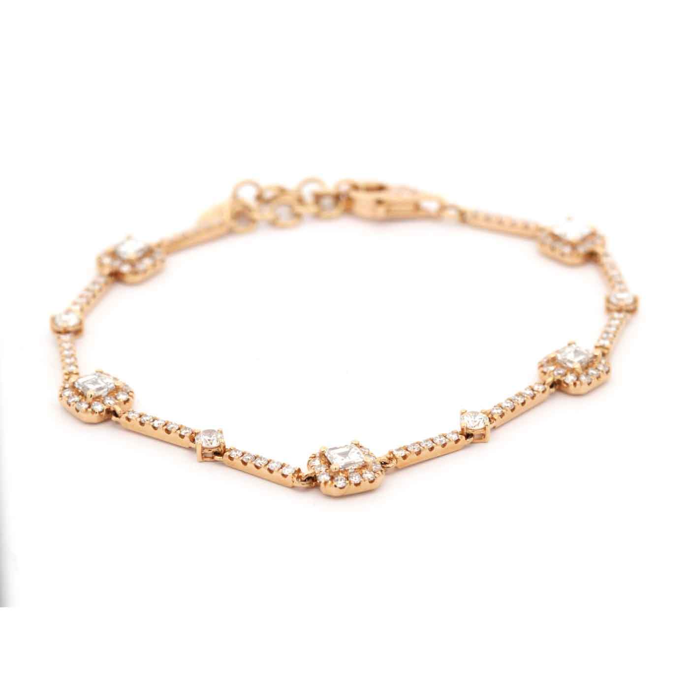 18K Yellow Gold Bar And Square Ink ~4.50Ctw Diamond Bracelet