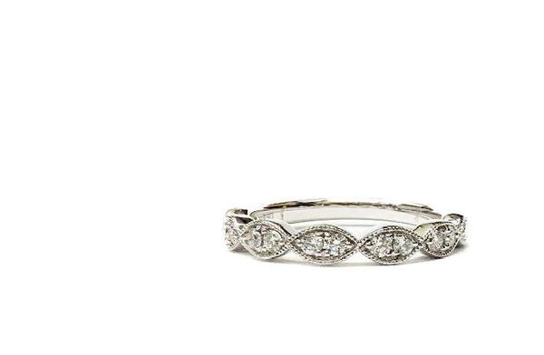 14kt White Gold 0.34ct Diamond Milgrain Band
