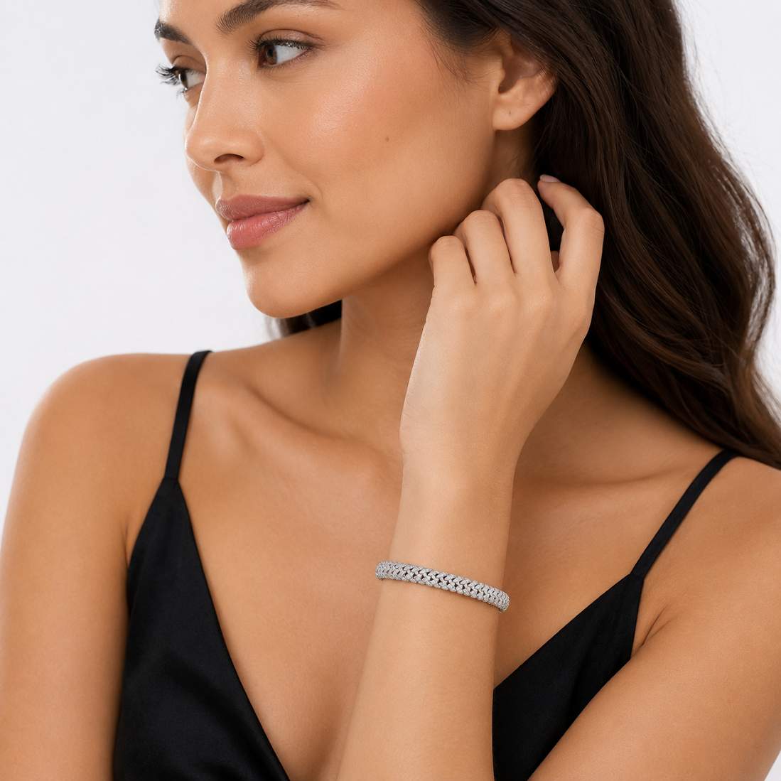 18kt White Gold 7.50ct Five-Row Diamond Bracelet