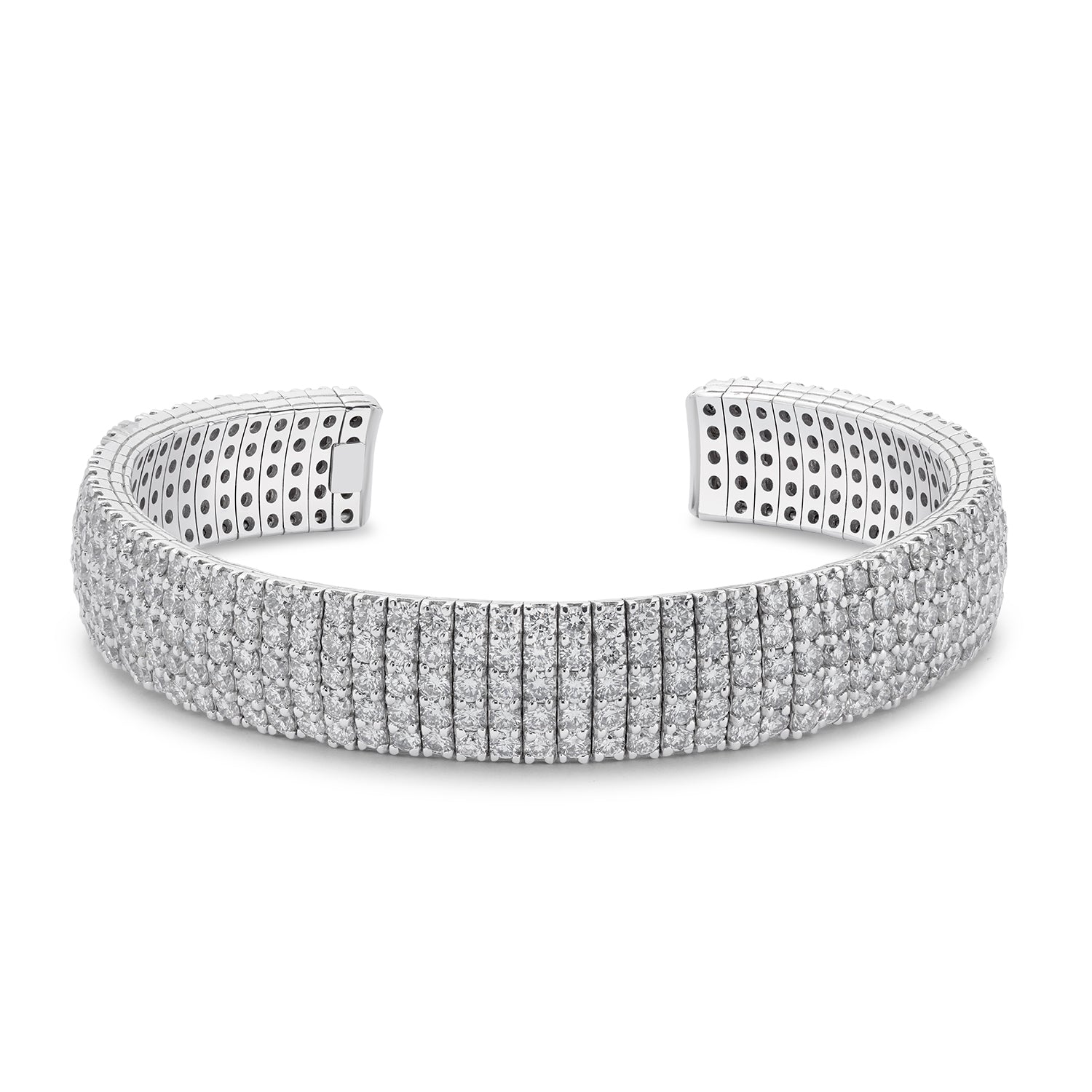 18kt White Gold 11.03ct Diamond Cuff Bracelet