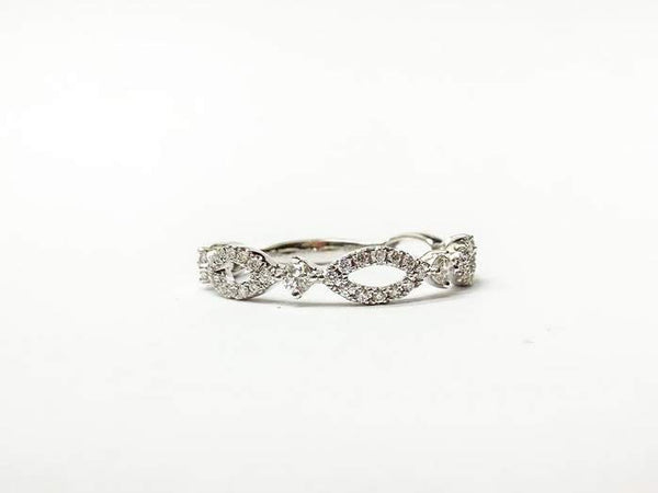 14K White Gold  ~0.26ctw Diamond Oval Fashion Band Provident Jewelery