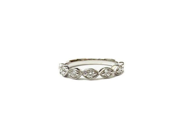 14K White Gold .37ctw Diamond (GH/VS=SI) Infinity Band,