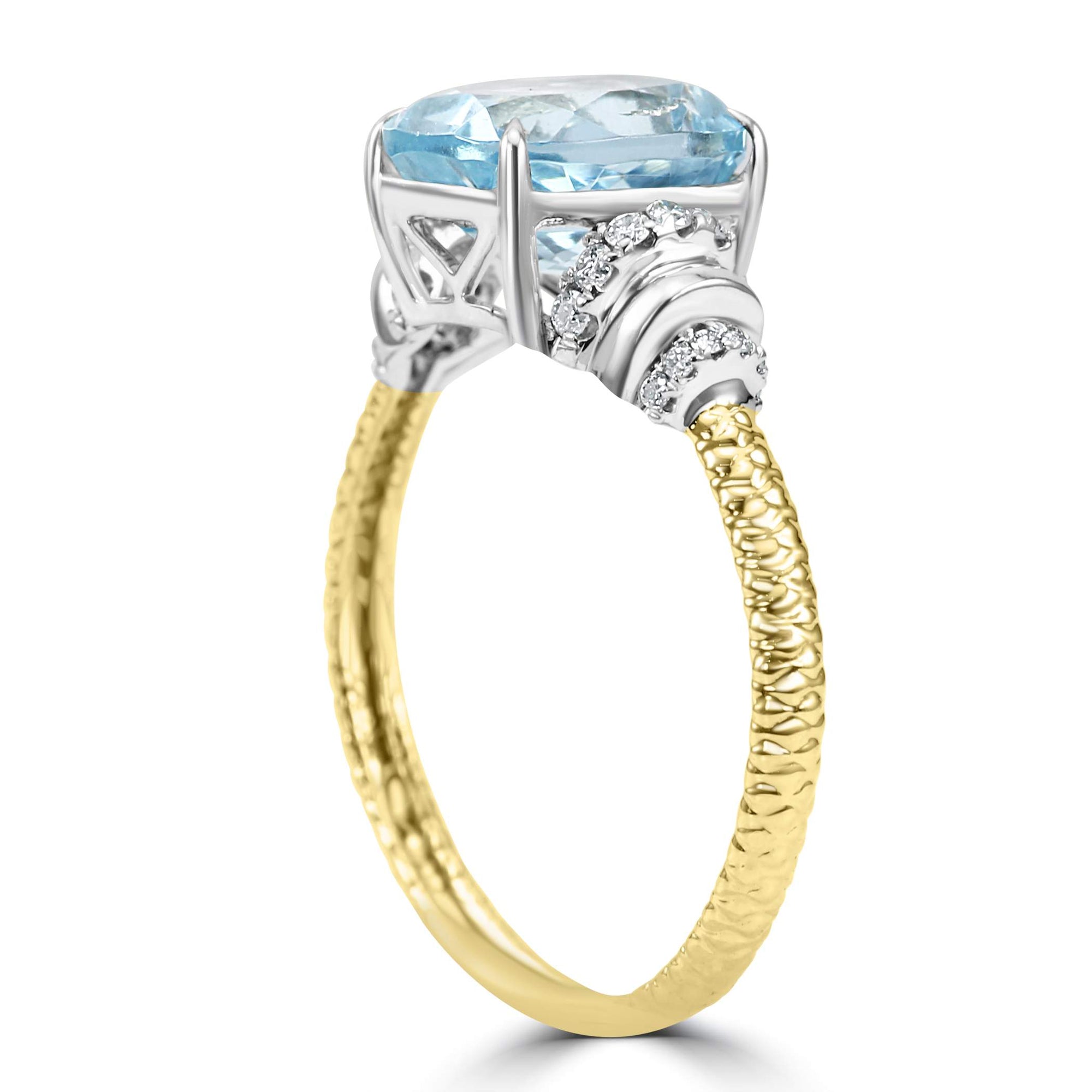 14K Yellow Gold  1.99Ctw Aquamarine And ~.15Ctw Diamond Ring,