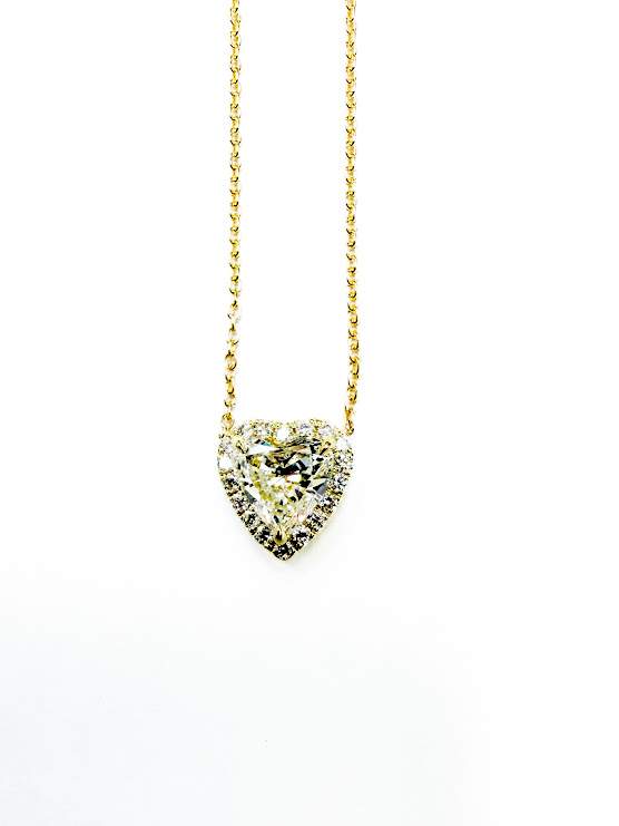 18K Provident Jewelry Custom Made Heart Shaped Diamond Necklace