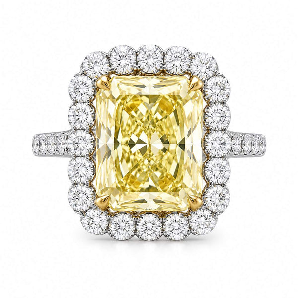 18K Diamond Halo Diamond Ring