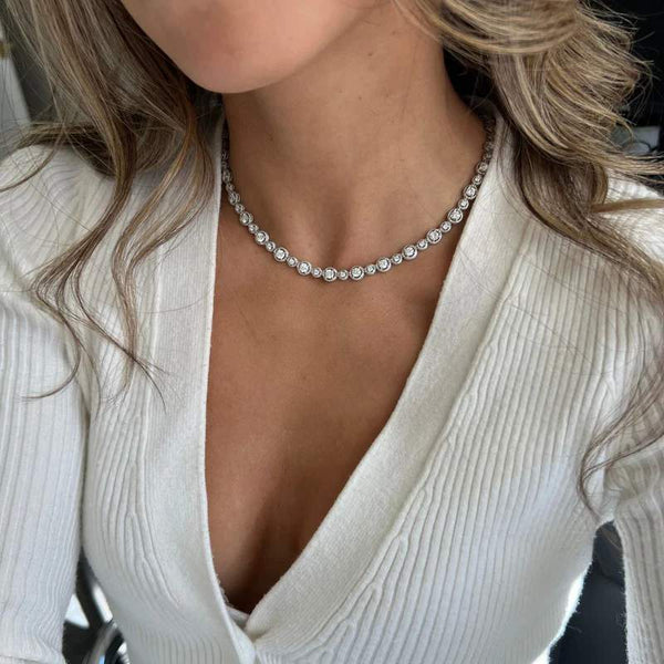 18K Diamond Halo Circle Necklace