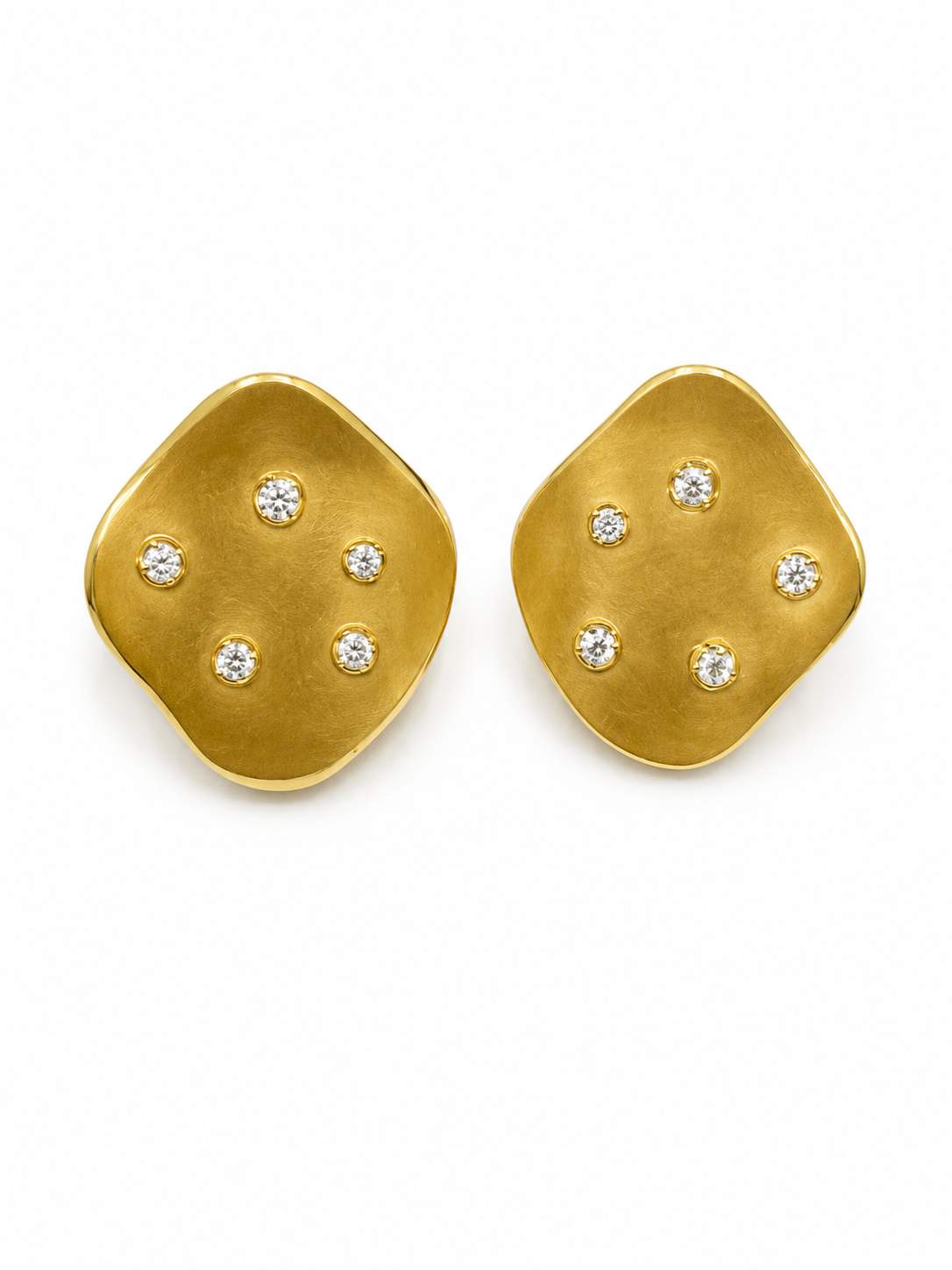 18K Yellow Gold Diamond earrings