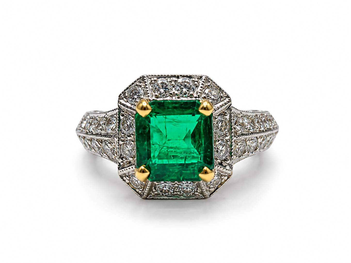 18K Emerald Diamond Ring