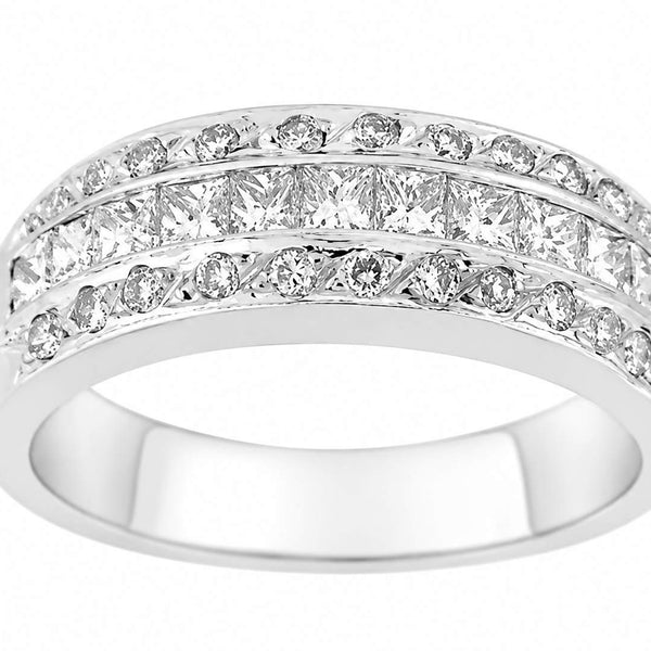 18k White Gold Round And Princess Cut 3 Row 1.04cttw Diamond Ring