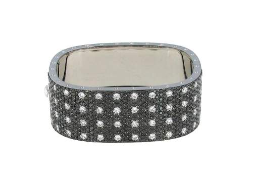Roberto Coin 18K Pois Moi Collection With Black And Round Diamond