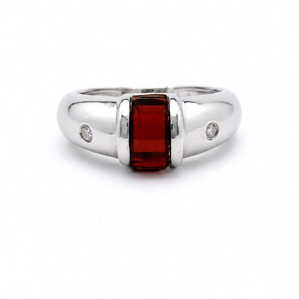 14K Barrel Cut Garnet with 2 diamonds Ring