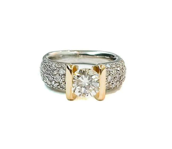 DIAMOND RING