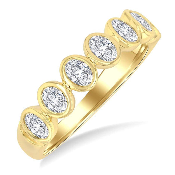 7 Stone Oval Shape Band