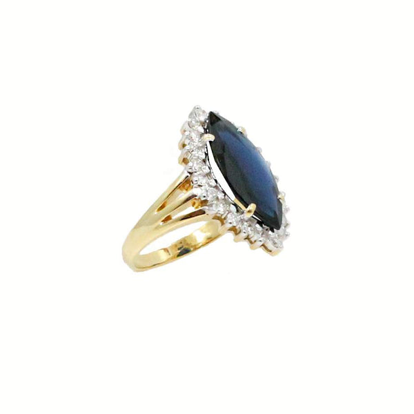 4.10 CTW SAPPHIRE AND DIAMOND RING
