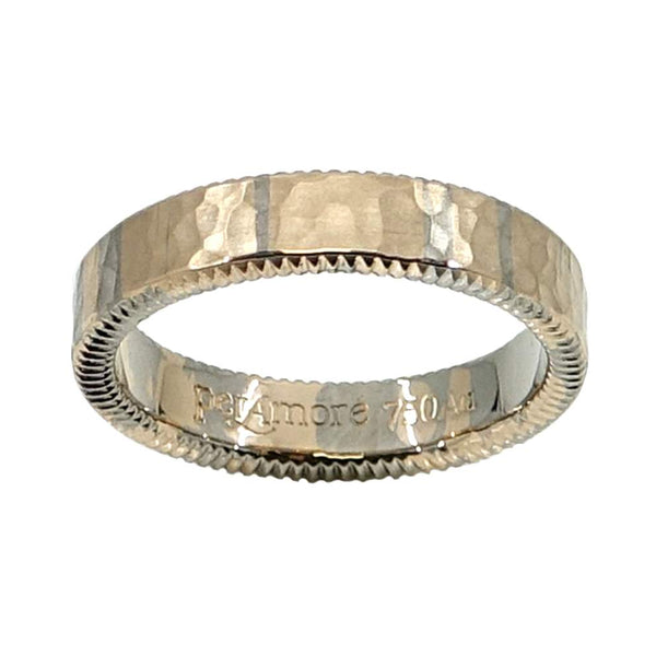 Quion Flat Hammered Ring