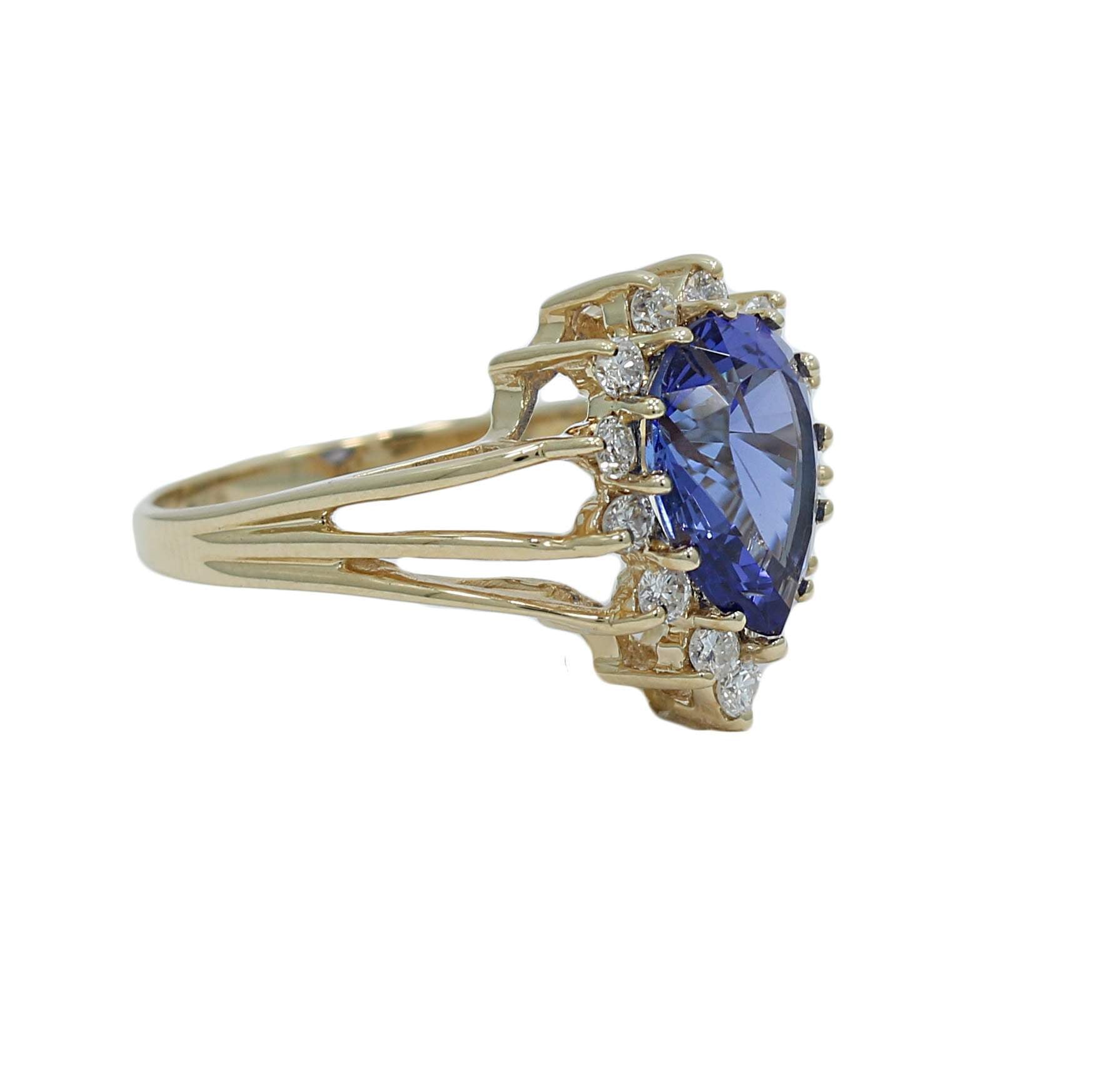 Tanzanite & Diamond Ring