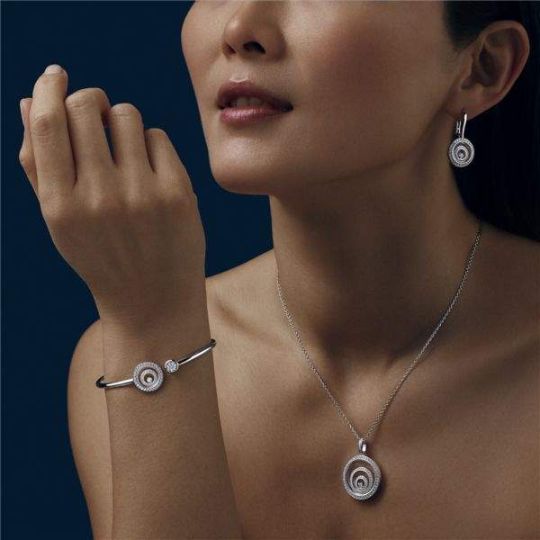 Chopard Happy Spirit Circle Pendant Necklace