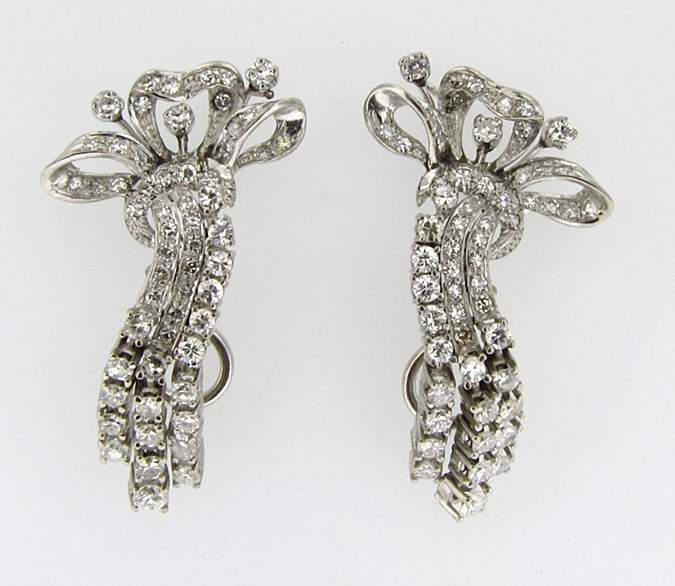 ~3.00 CTW PLATINUM DIAMOND DANGLE EARRINGS