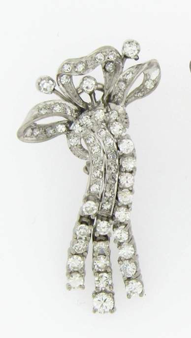 ~3.00 CTW PLATINUM DIAMOND DANGLE EARRINGS