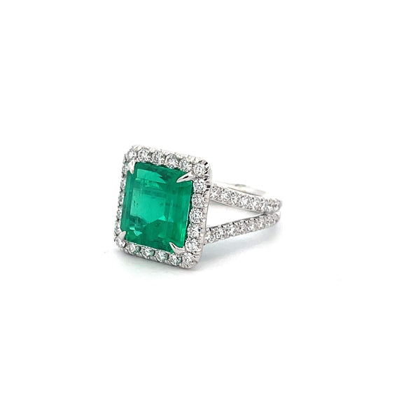 Emerald And Diamond Ring