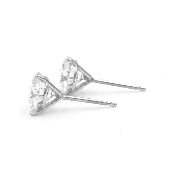 Brilliant Diamond Stud Earrings