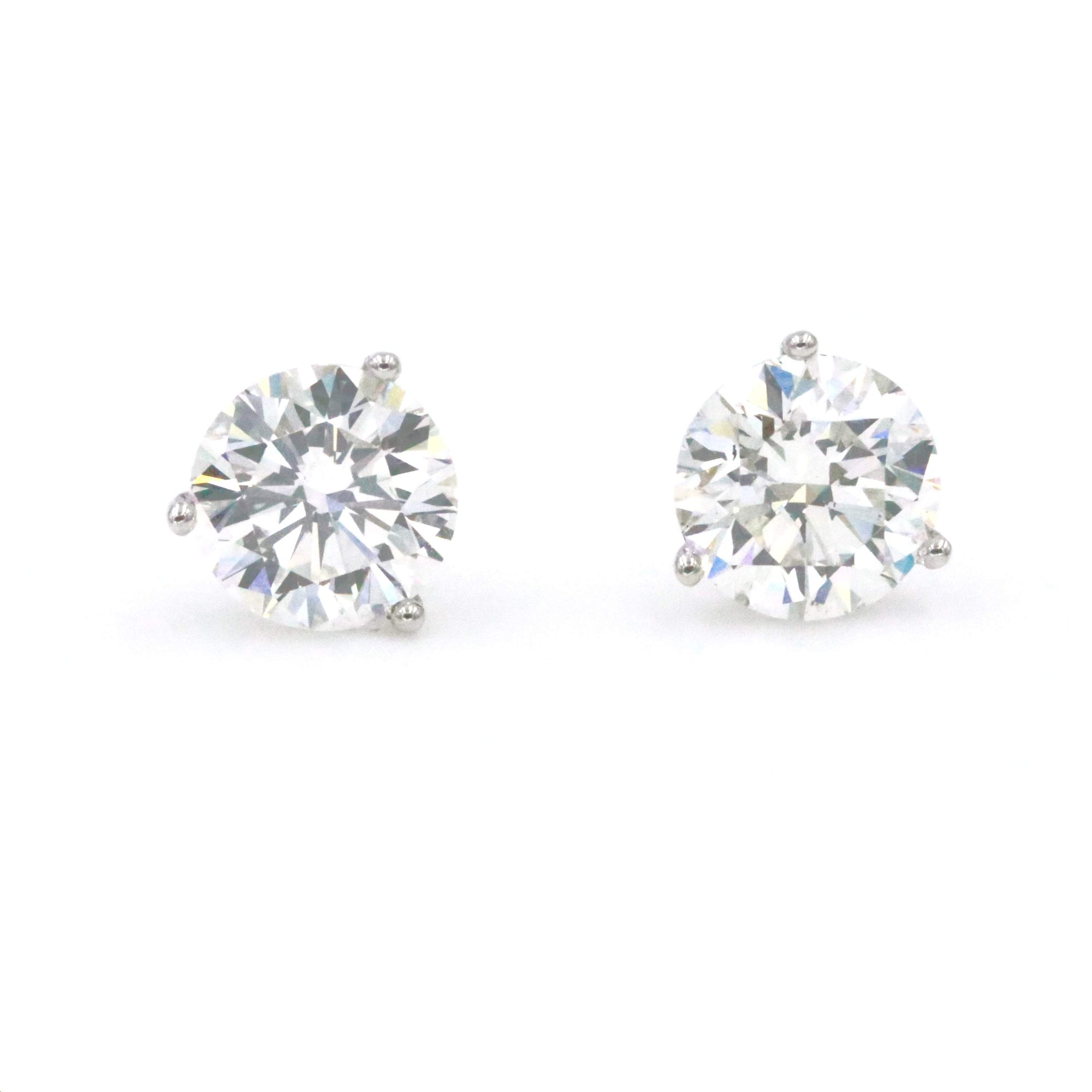 Brilliant Diamond Stud Earrings