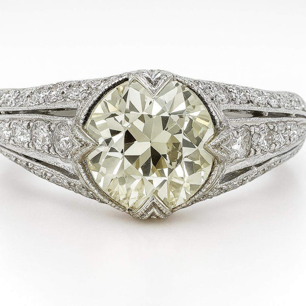 Transition Round-Cut Diamond Ring