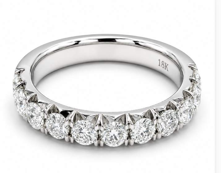 1.30 CTW DIAMOND WEDDING BAND