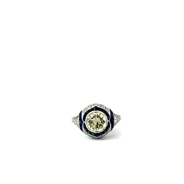 Round Brilliant Diamond and Sapphire Ring