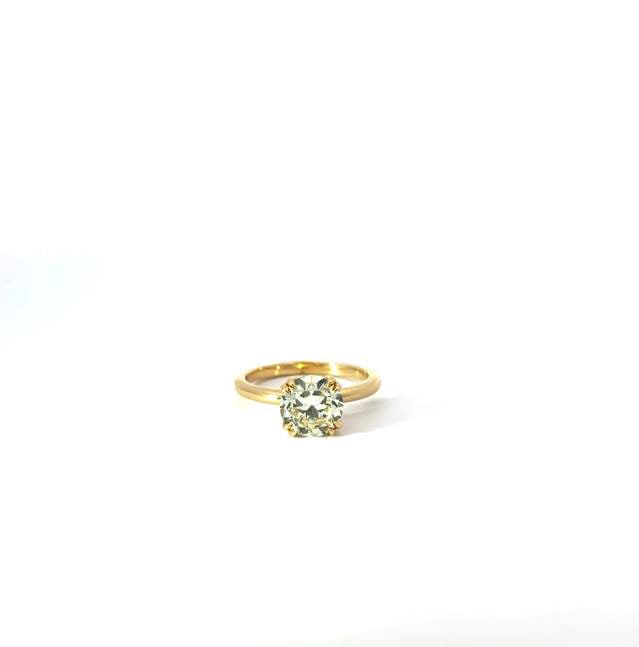 Round Brilliant Diamond Engagement Ring