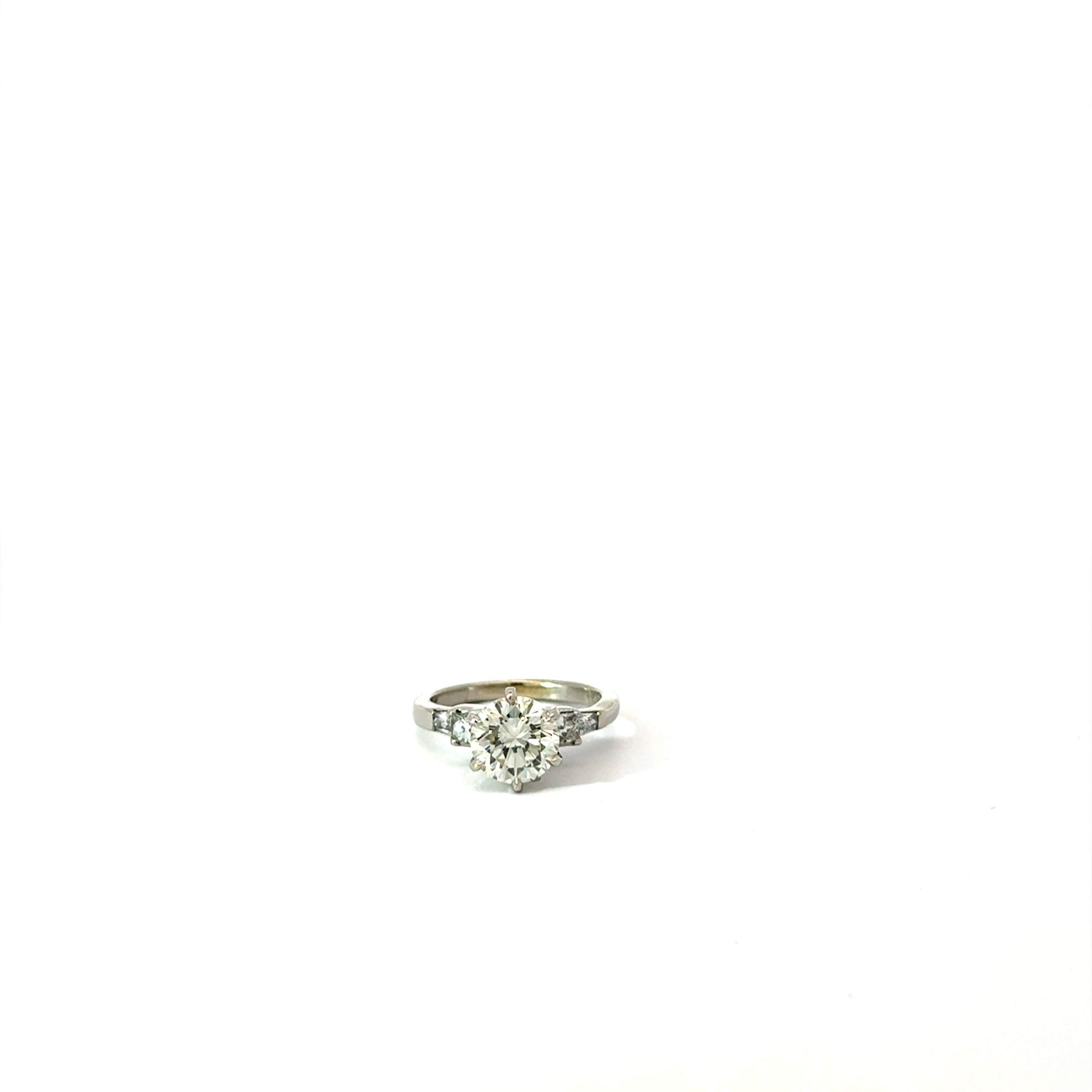 Round Brilliant Diamond Engagement Ring