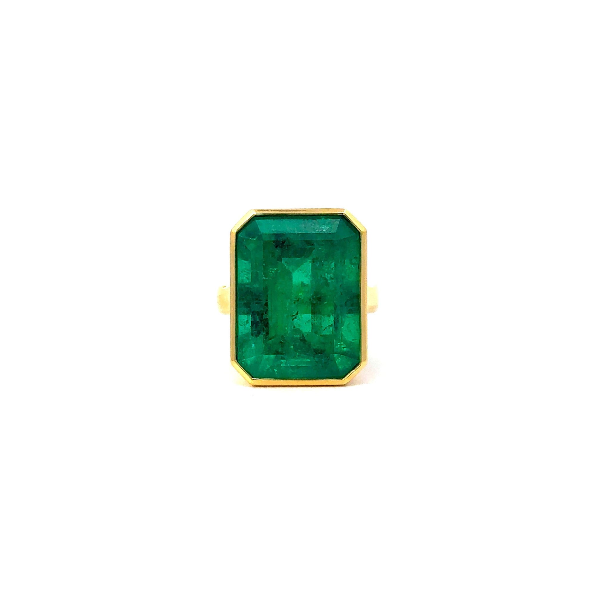 COLUMBIAN EMERALD RING