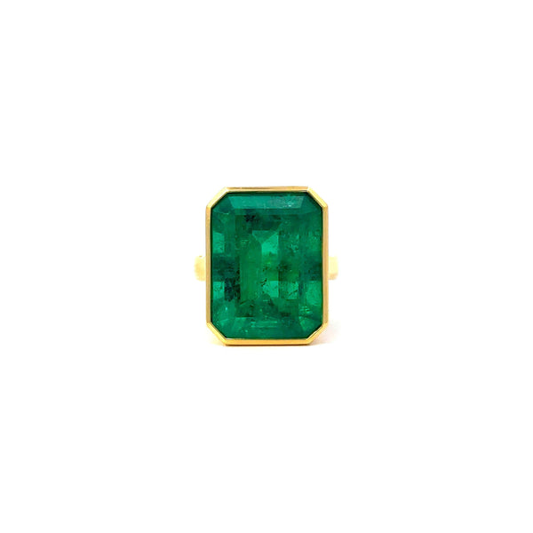 COLUMBIAN EMERALD RING