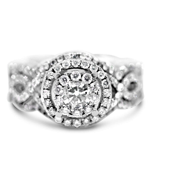 14KT WHITE GOLD DIAMOND WEDDING SET.