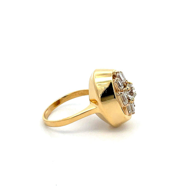 18kt  Vintage Diamond Ring