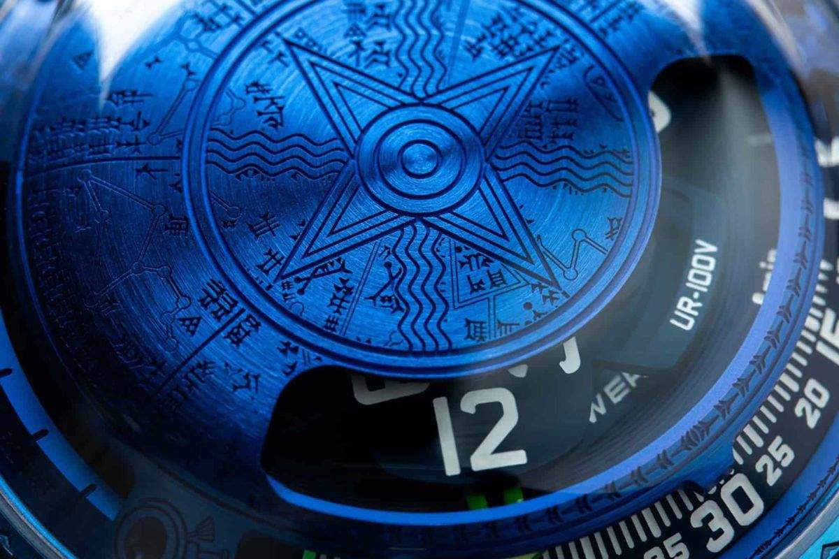 Urwerk UR-100V "Sumer" Watch