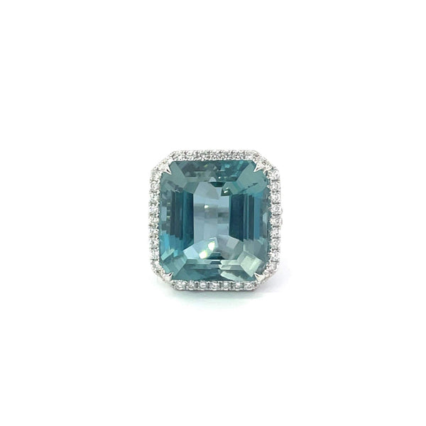 WHITE GOLD AQUAMARINE & DIAMOND RING