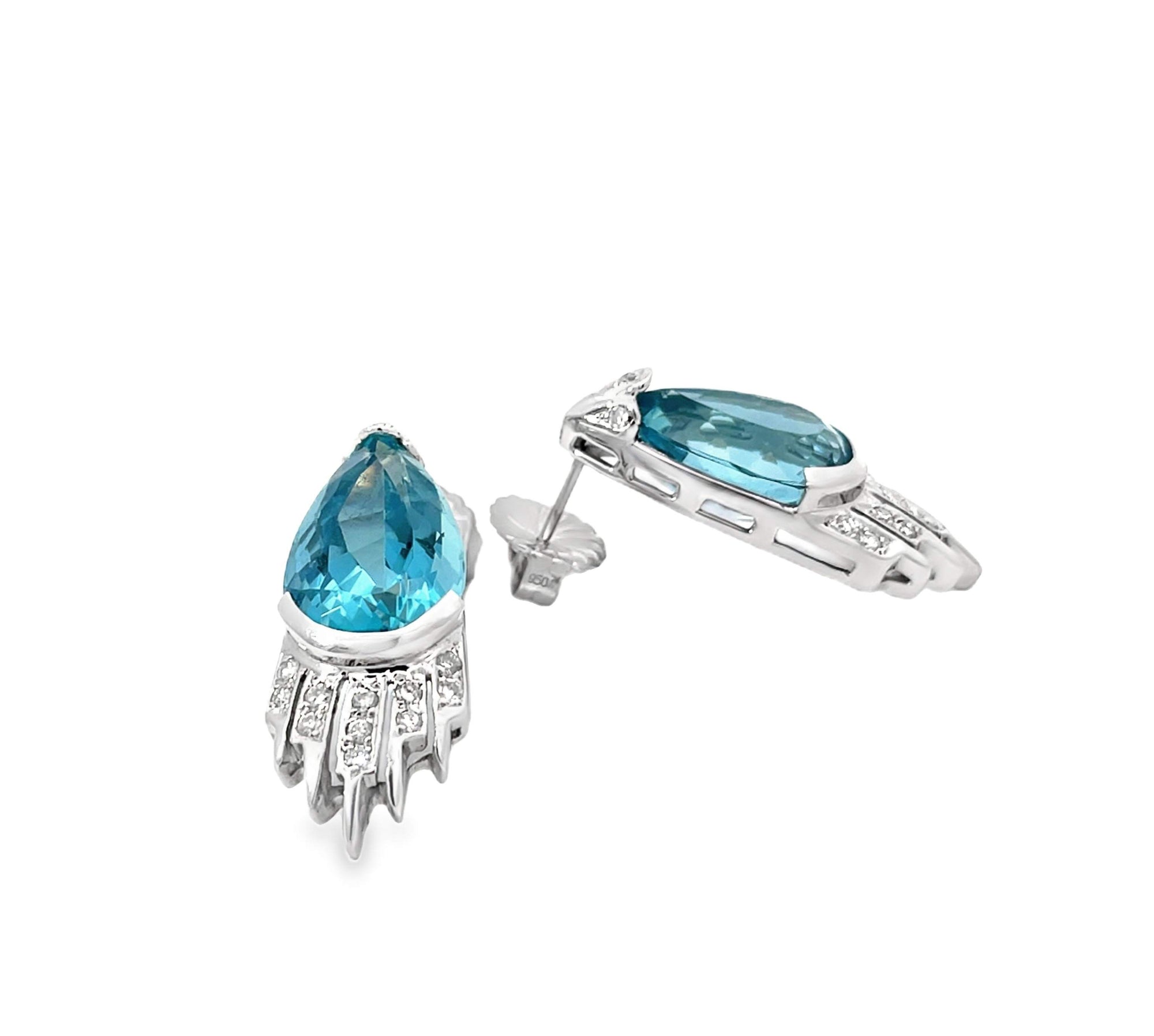 18kt Gold Vintage Aquamarine & Diamond Earrings. Provident Jewelery
