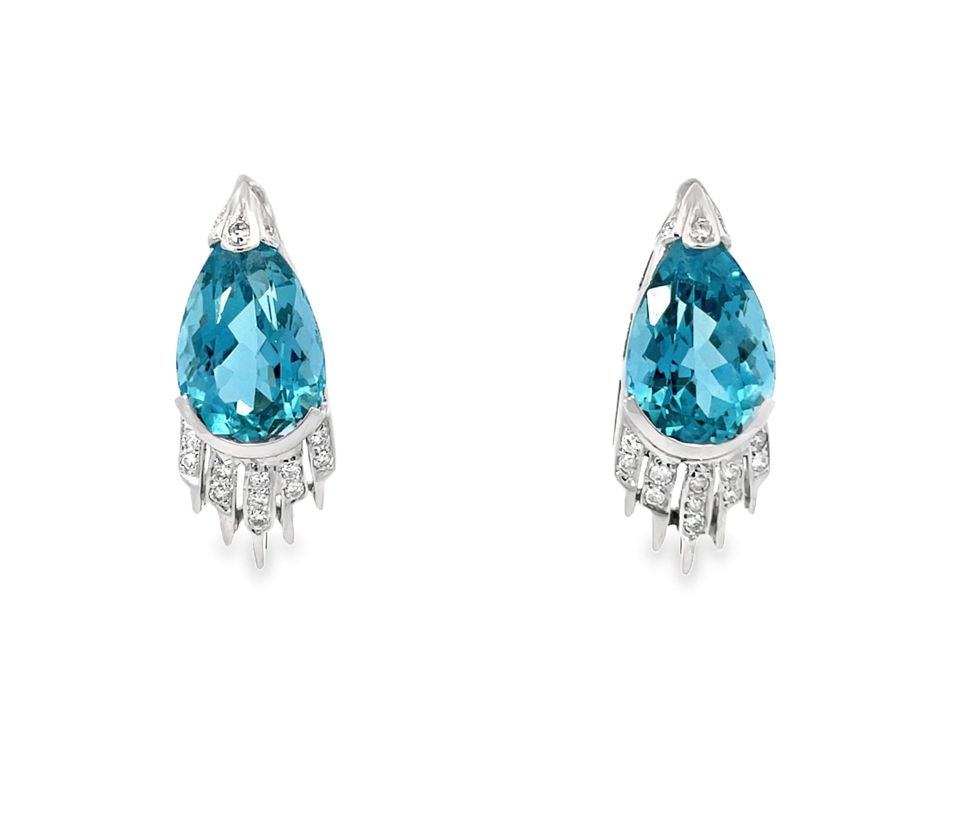 18kt Gold Vintage Aquamarine & Diamond Earrings. Provident Jewelery