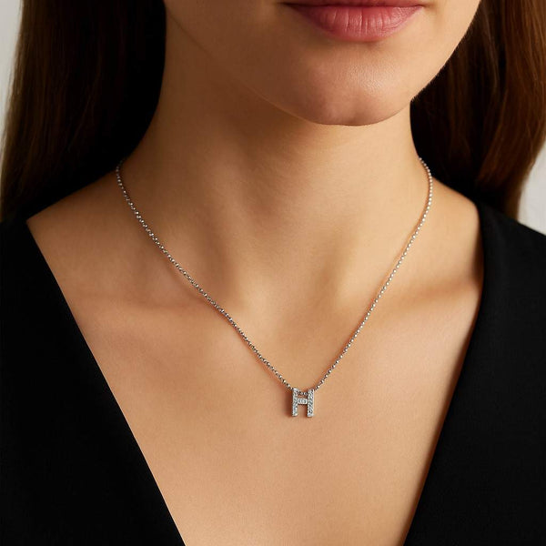 18KT GOLD ROBERTO COIN LOVE LETTER "H" NECKLACE.