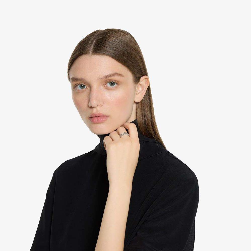 Gucci Sterling Silver Interlocking Ring