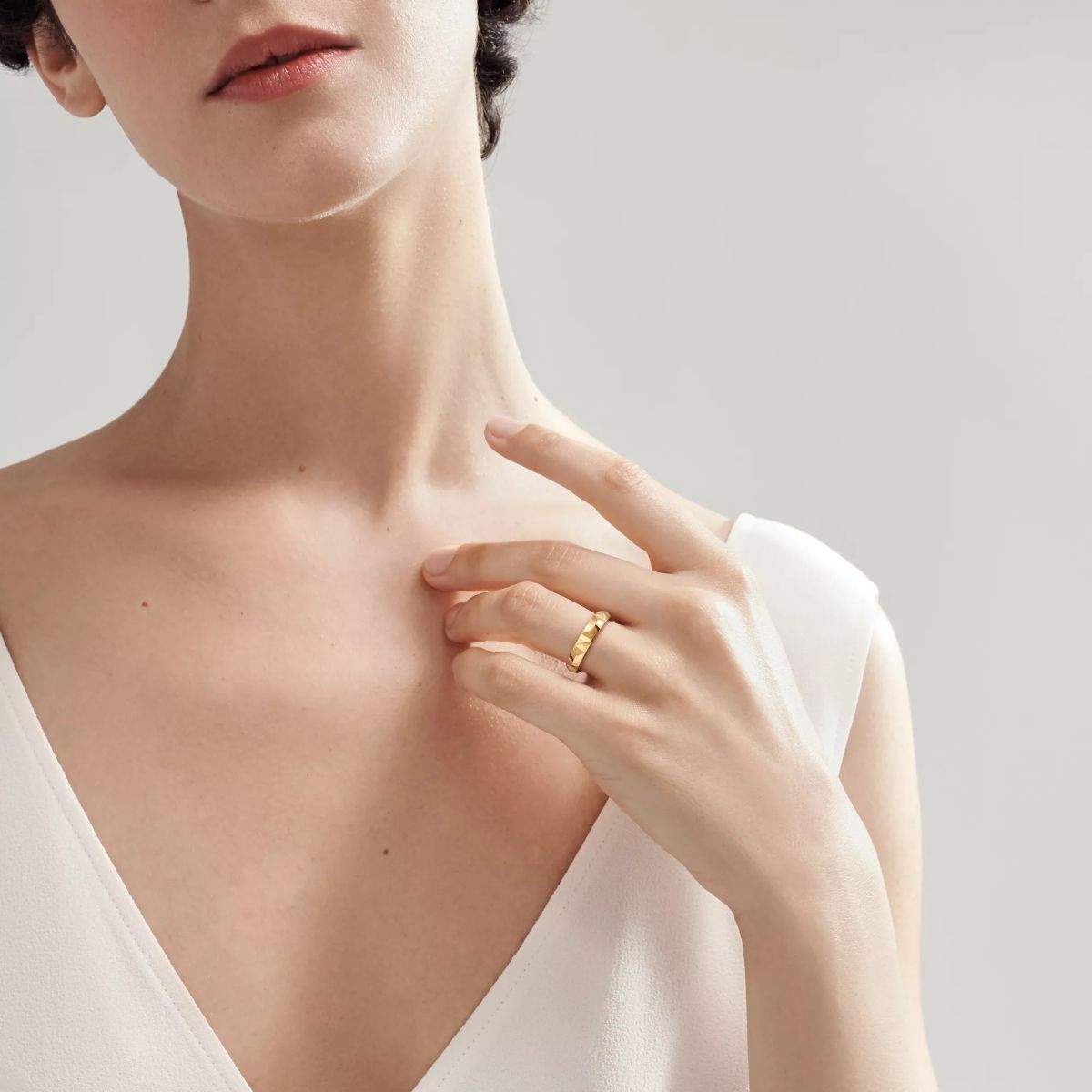 18kt Gold Tiffany & Co True Band