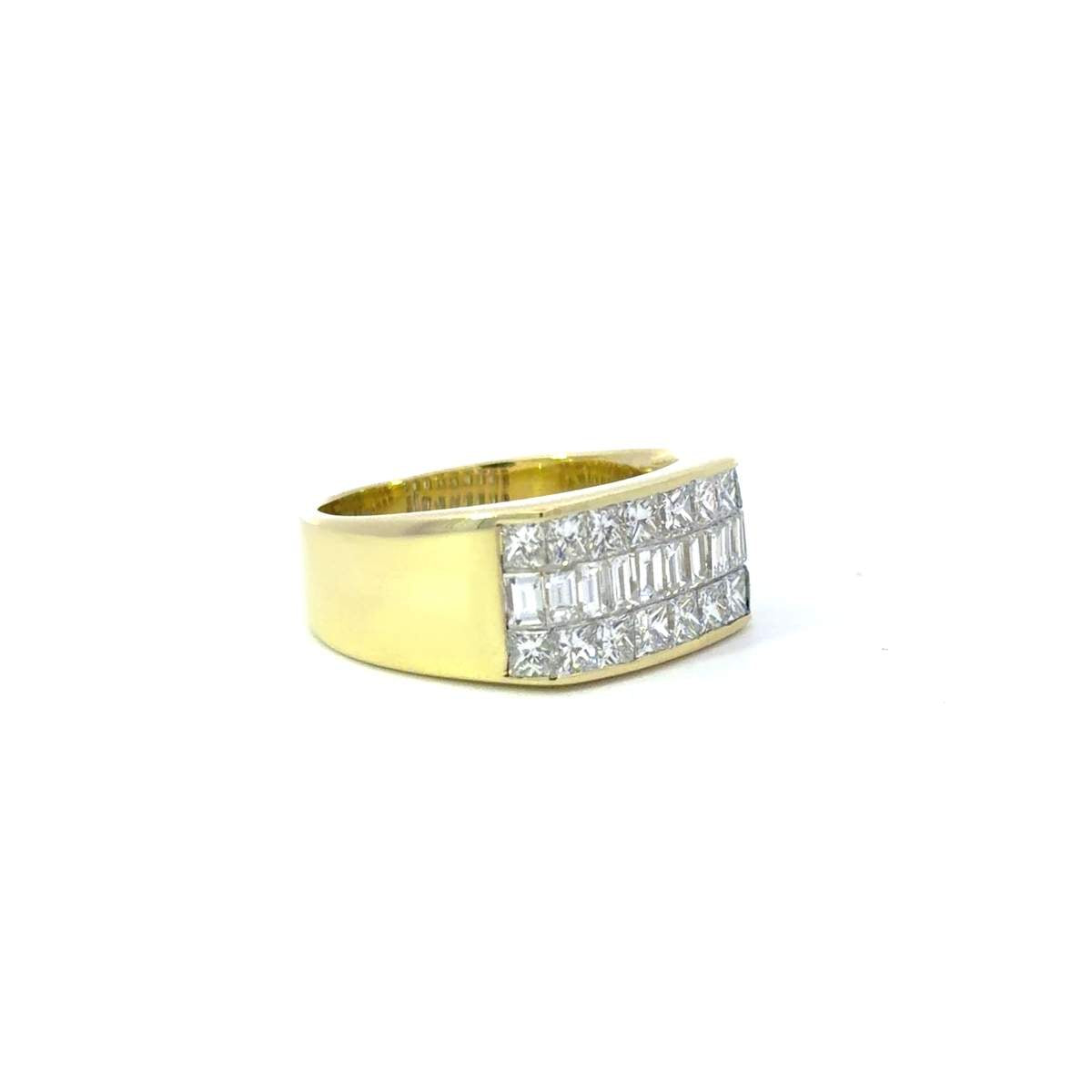 18kt Gold Invisibly Set Diamond Ring